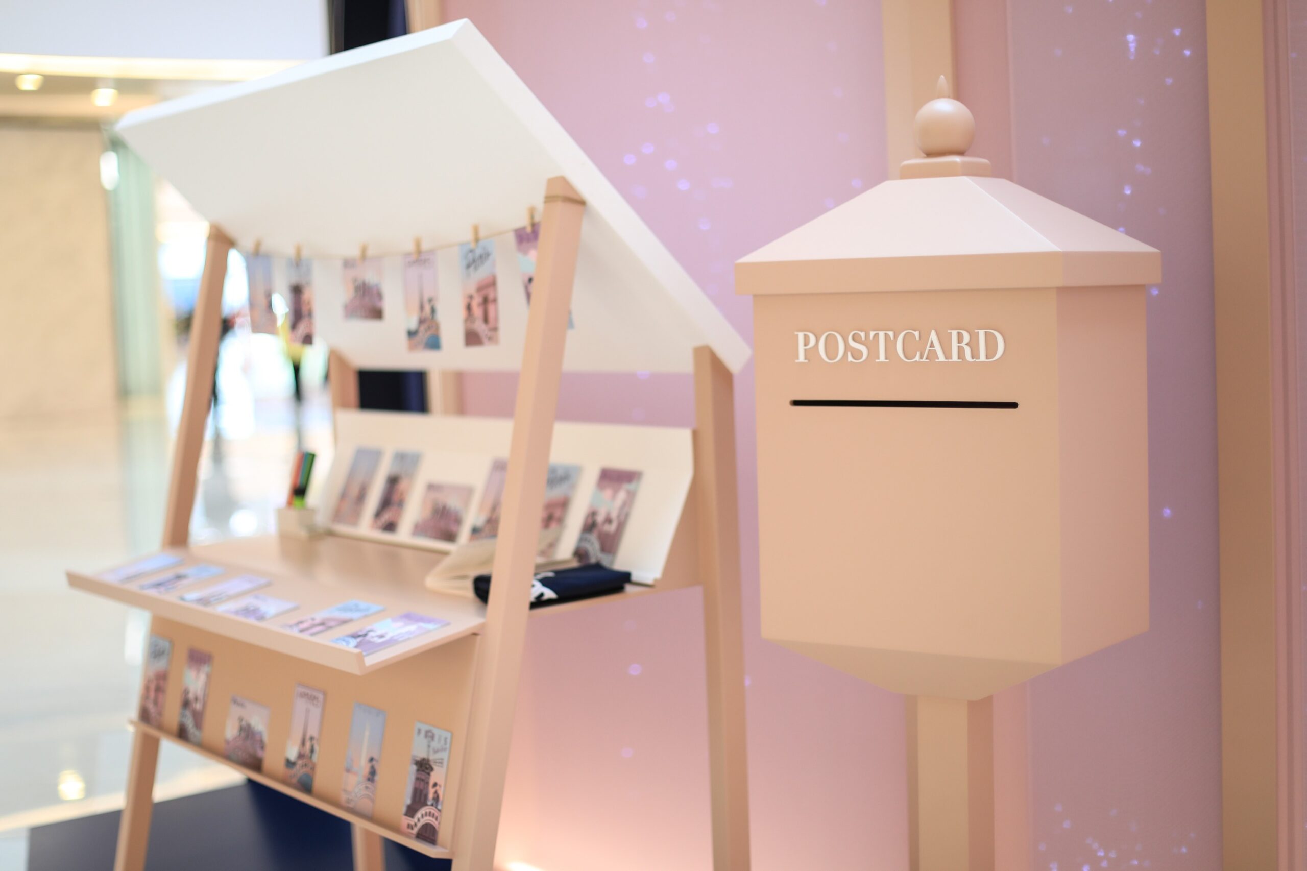 van-cleef-and-arpels-postcards