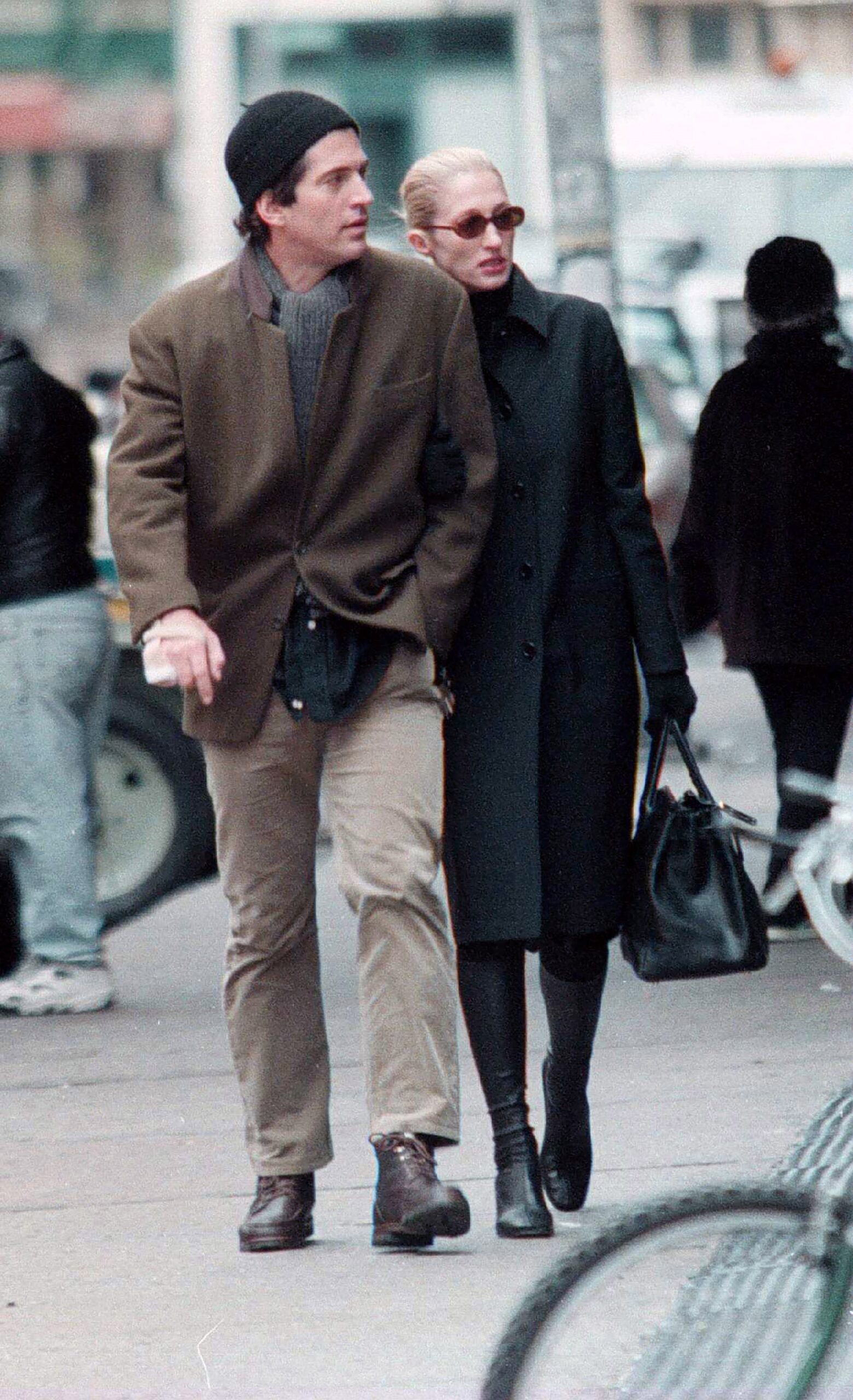 Carolyn-Bessette-Kennedy-JFK-Jr-