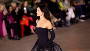 kylie-jenner-disneyland-runway