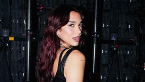 dua-lipa-loungewear-outfit