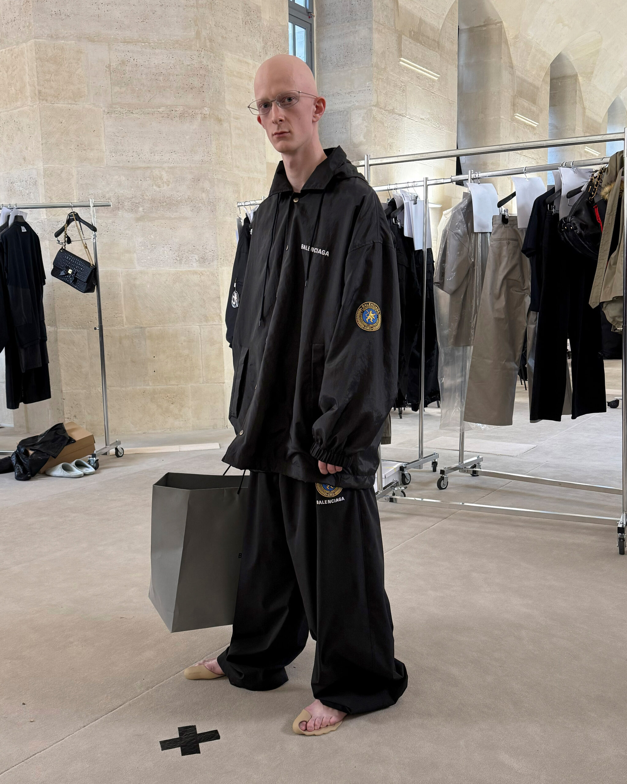 BALENCIAGA FALL 25 LOOK 26_HANSI - Grazia