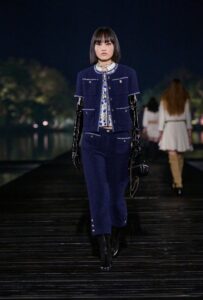 chanel-metiers-dart-show-2024-25