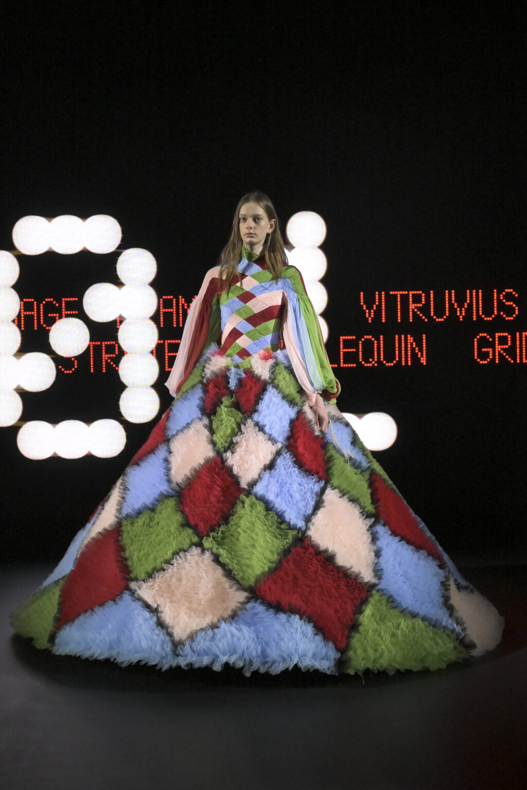 At Valentino SS25 Haute Couture, Alessandro Michele