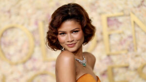 zendaya-engagement-ring-tom-holland-golden-globes