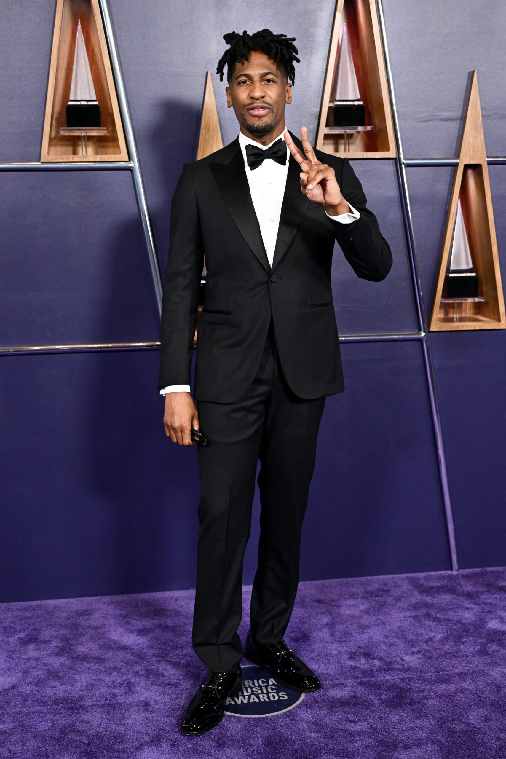 american-music-awards-2025-red-carpet