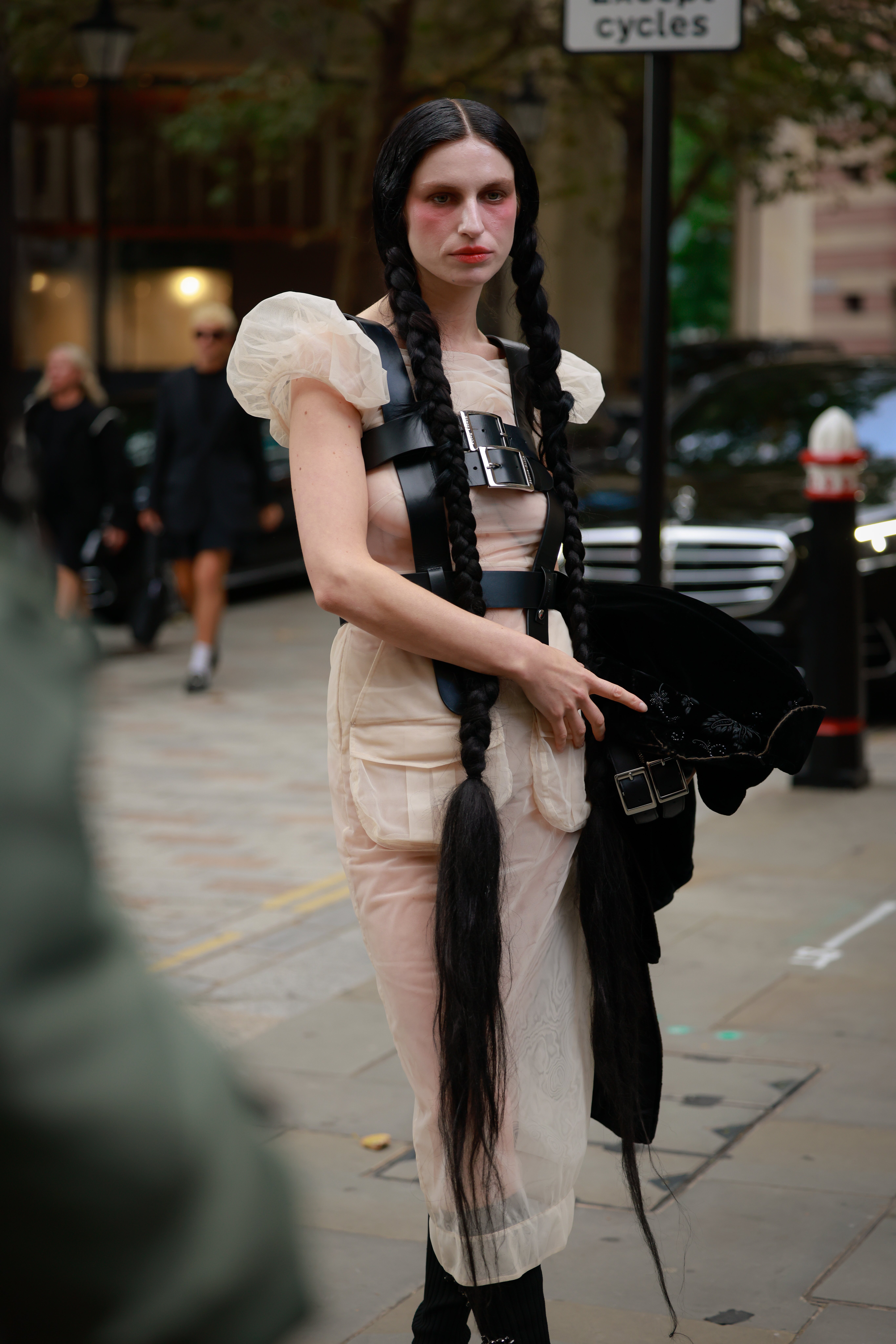 london-fashion-week-street-style-ss26