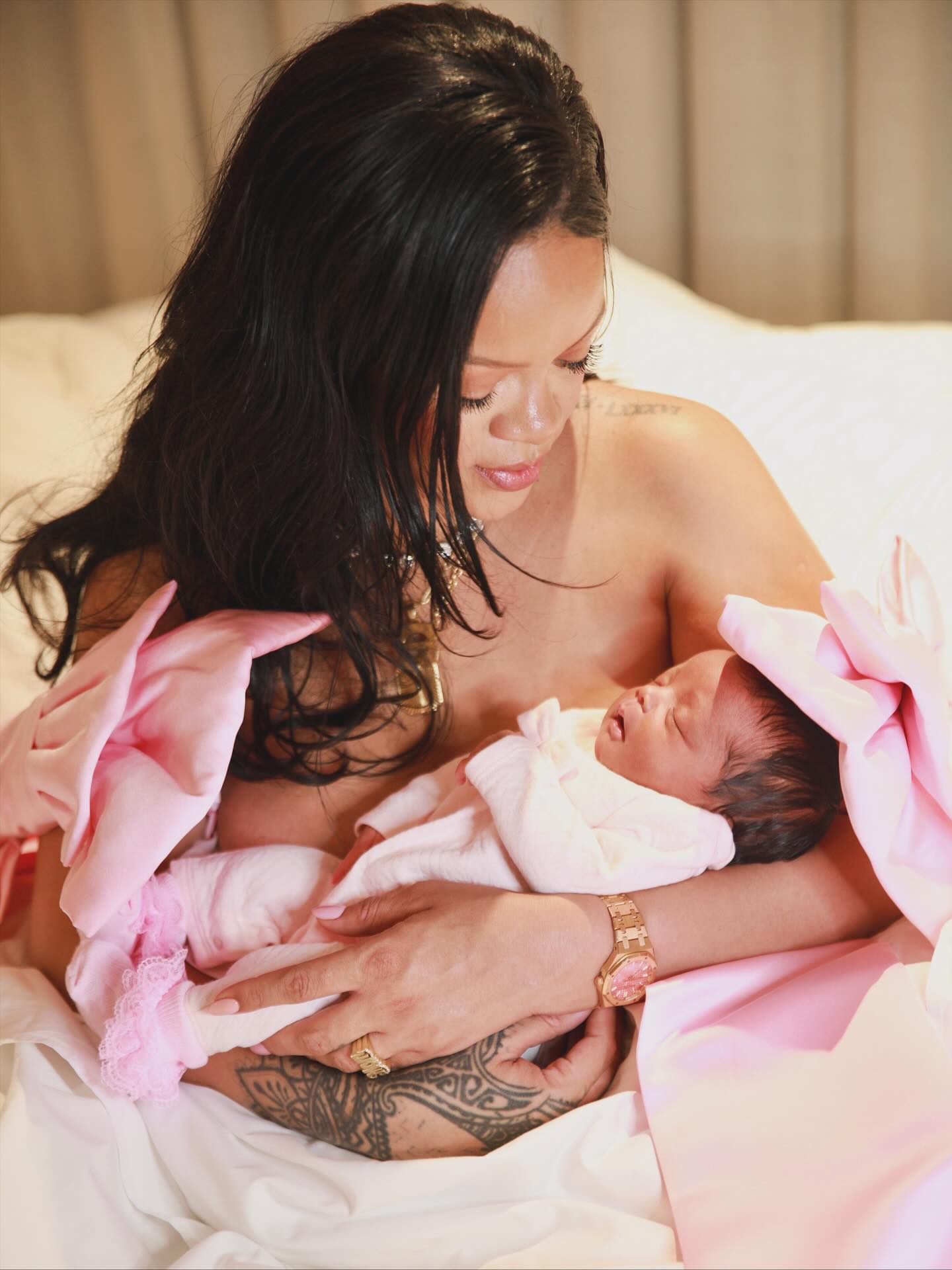 rihanna-baby-rocki