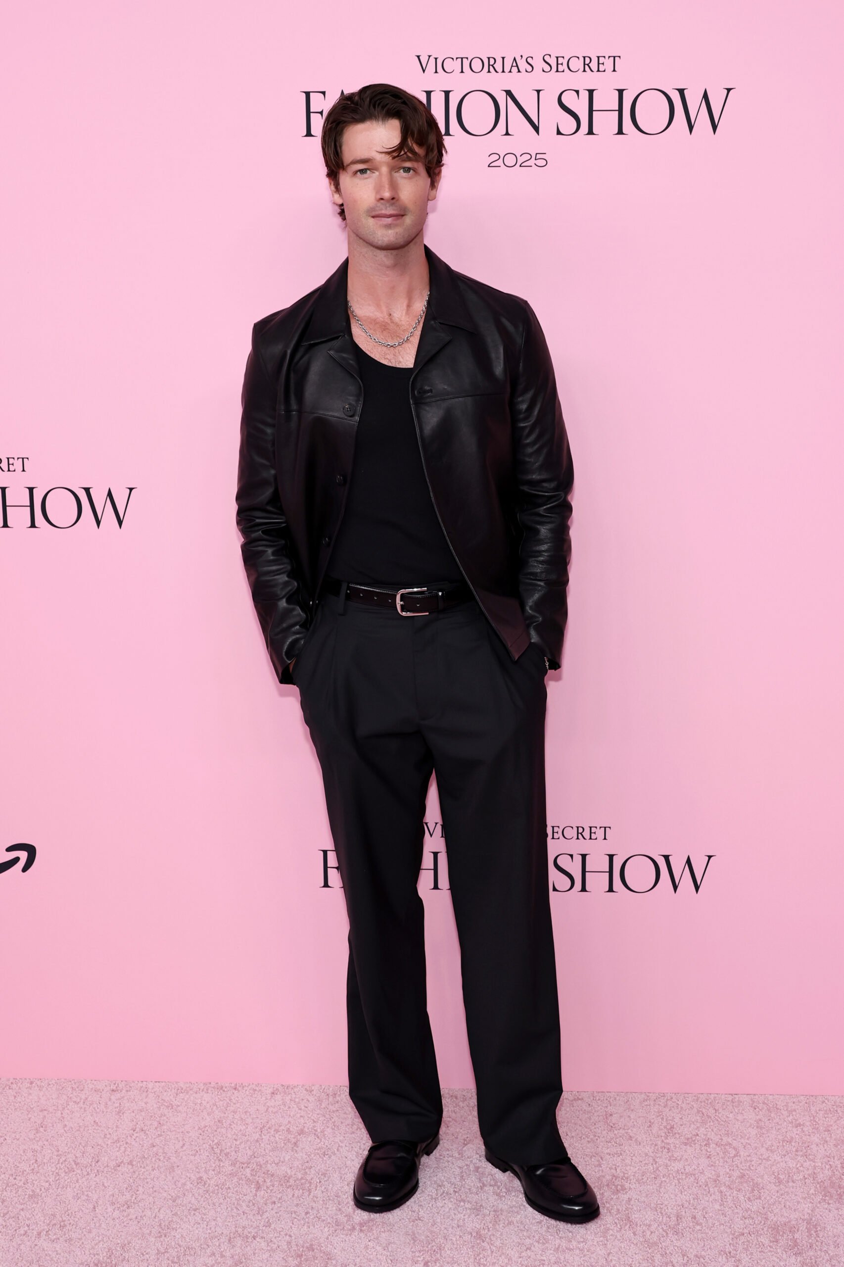 victorias-secret-fashion-show-2025-red-carpet