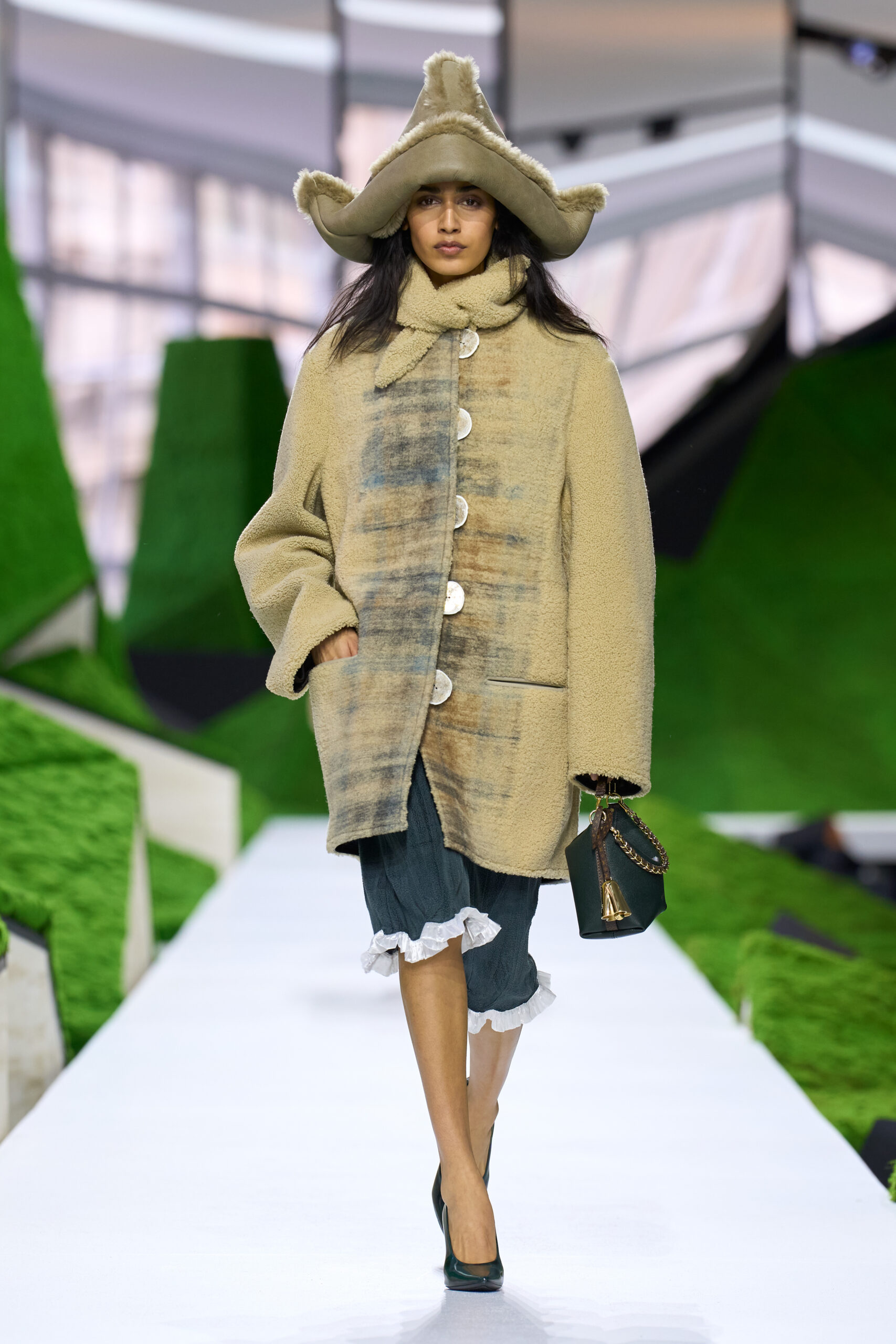 louis-vuitton-fall-winter-2026
