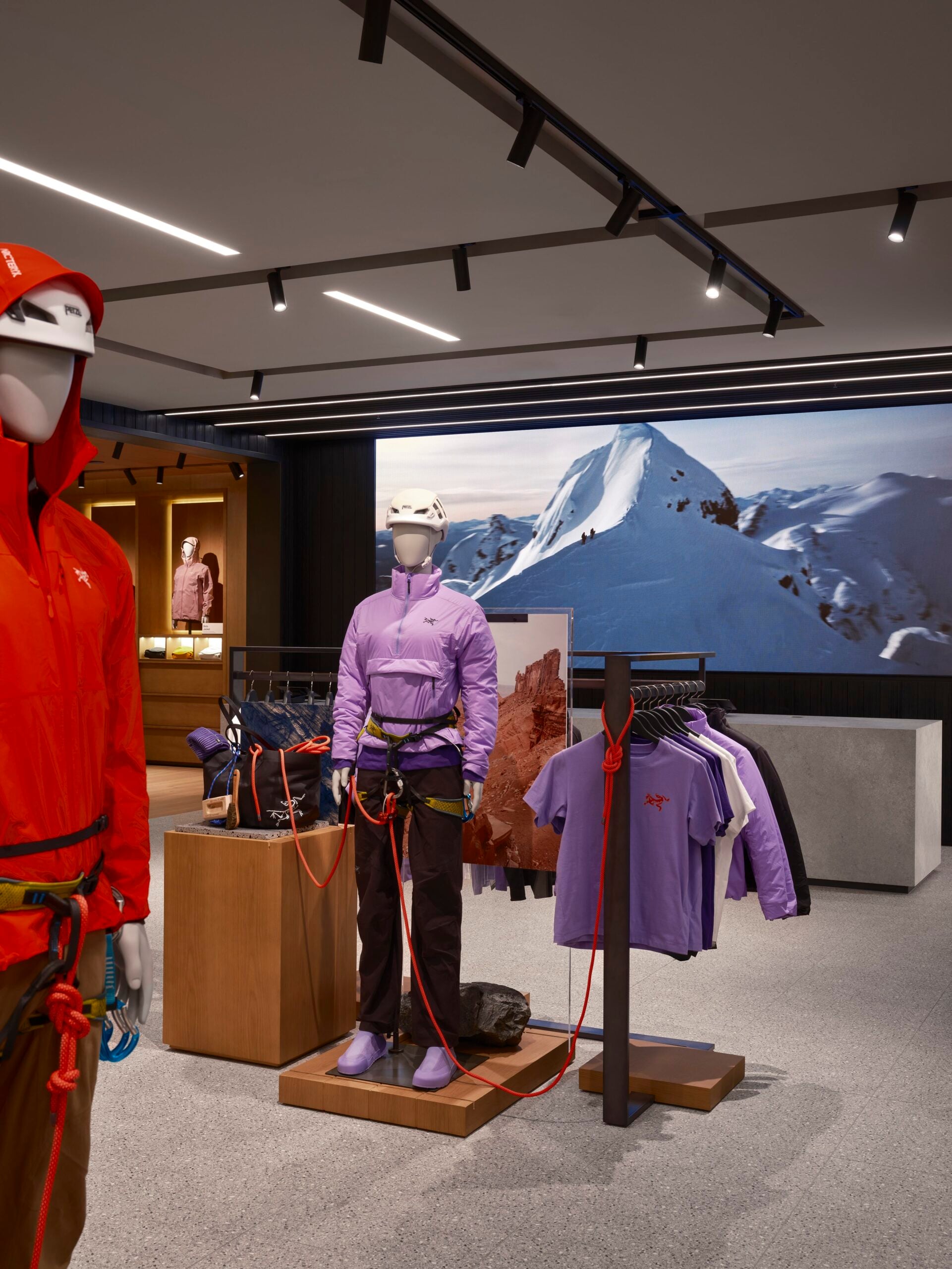 ARCTERYX-chadstone-store